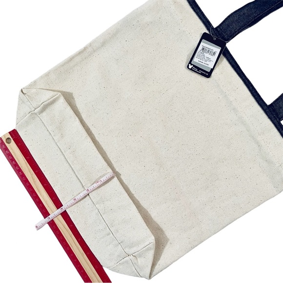 Disney Mickey Mouse Canvas Bag Zipper Shoulder Bag Limited Edition Imported NEW - Picture 3 of 3